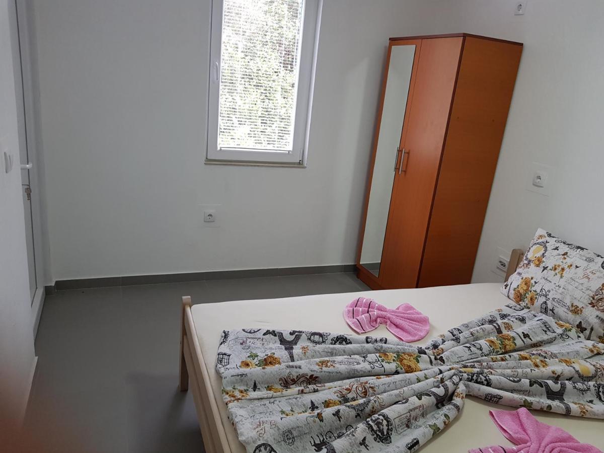 Apartmani Vila Ebra Utjeha-Bušat Extérieur photo