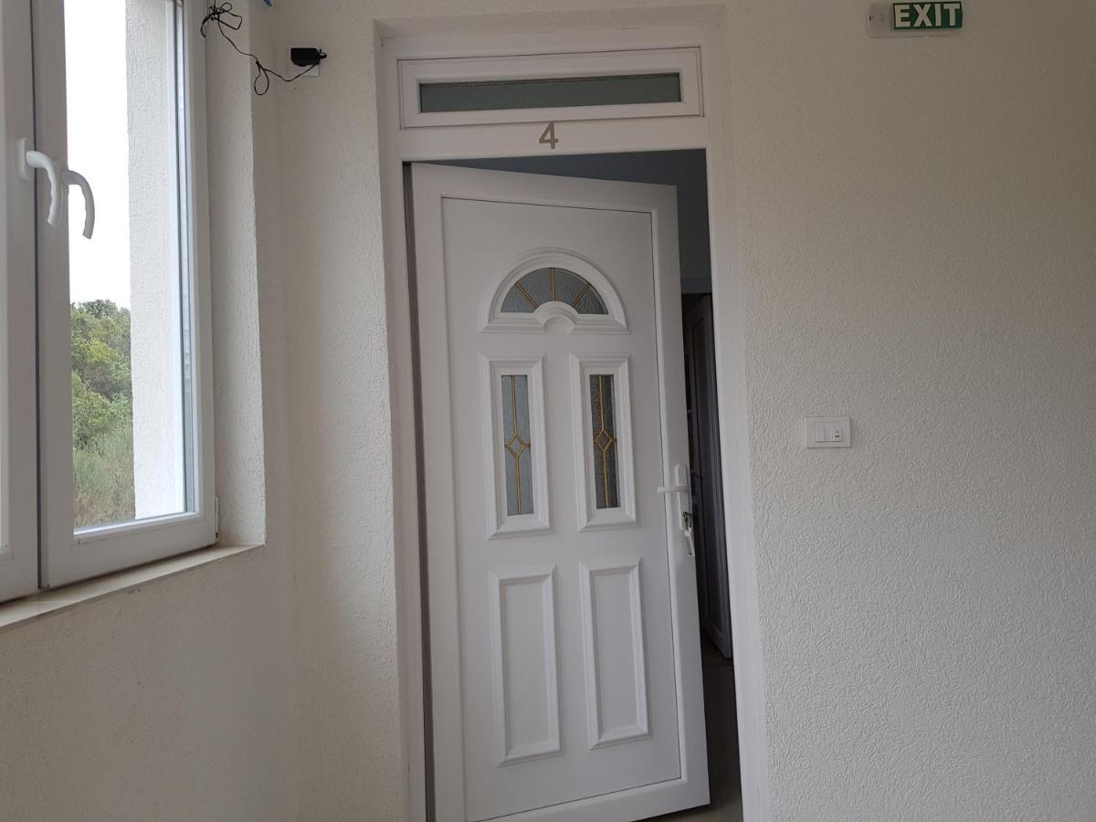 Apartmani Vila Ebra Utjeha-Bušat Extérieur photo