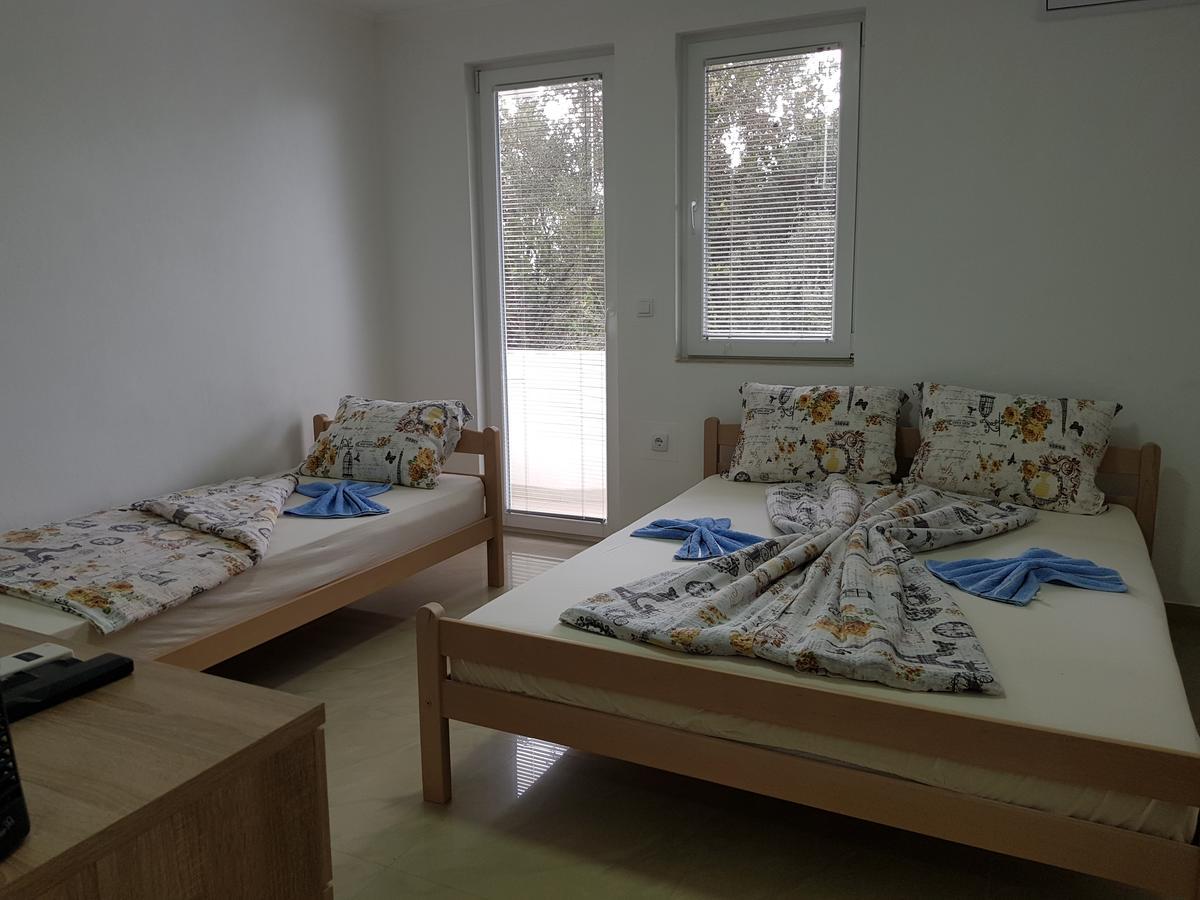 Apartmani Vila Ebra Utjeha-Bušat Extérieur photo