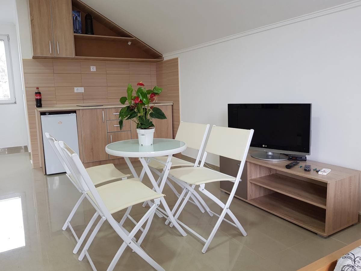 Apartmani Vila Ebra Utjeha-Bušat Extérieur photo